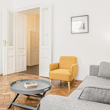 Heymi Apartments Kluckygasse Vienna Luaran gambar