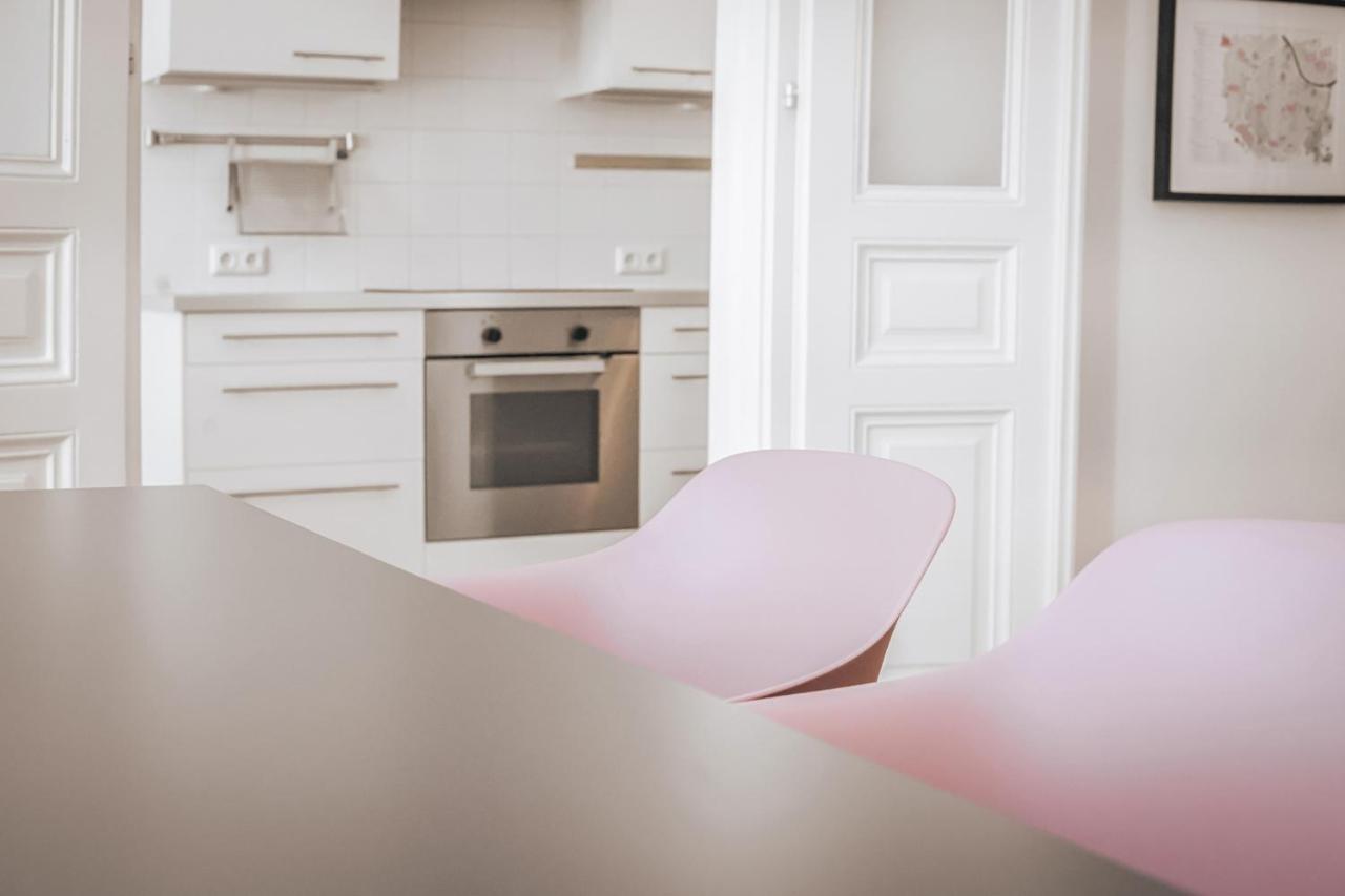 Heymi Apartments Kluckygasse Vienna Luaran gambar